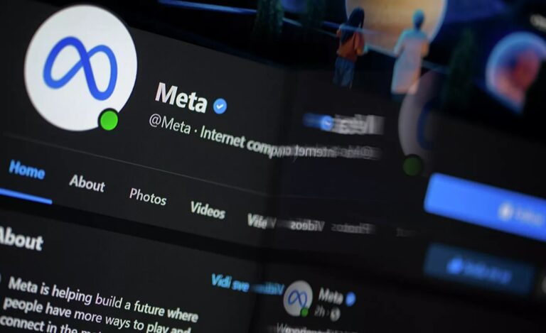 JAV sureagavo į „Facebook” prekės ženklo keitimą
