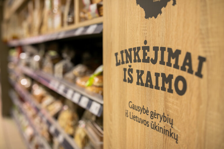 „Linkėjimai iš kaimo“ rankų darbo gaminiai: tautos paveldas – parduotuvių lentynose