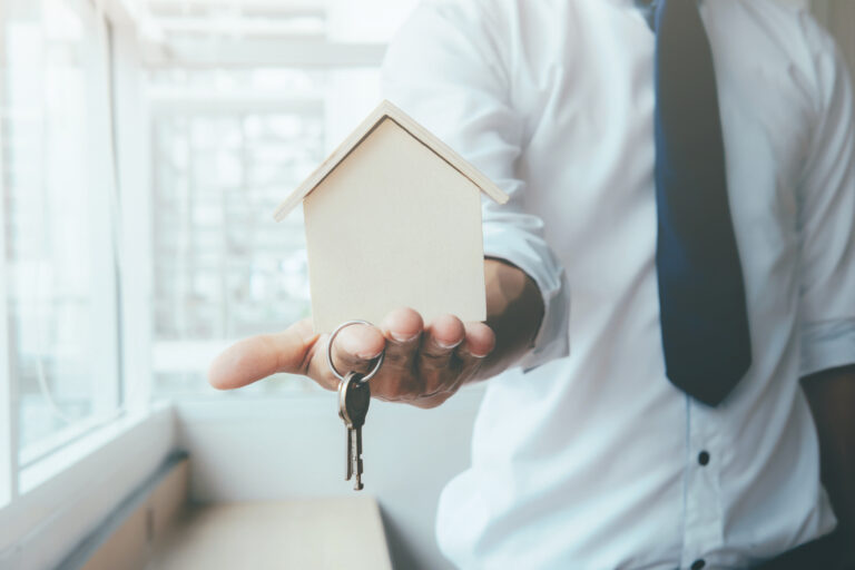 Nekilnojamo turto agentūros Vokietijoje: 10 geriausių nekilnojamojo turto agentų Vokietijoje