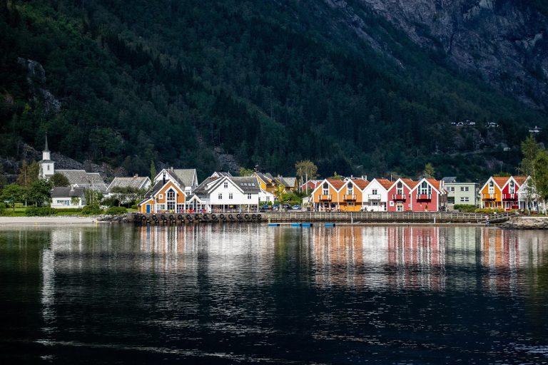 Nekilnojamas turtas Norvegijoje: 14 stiprių 2025 m. tendencijų Norvegijos nekilnojamojo turto rinkoje