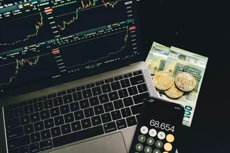 Saugios investavimo platformos: kaip pasirinkti saugią ir patikimą platformą?