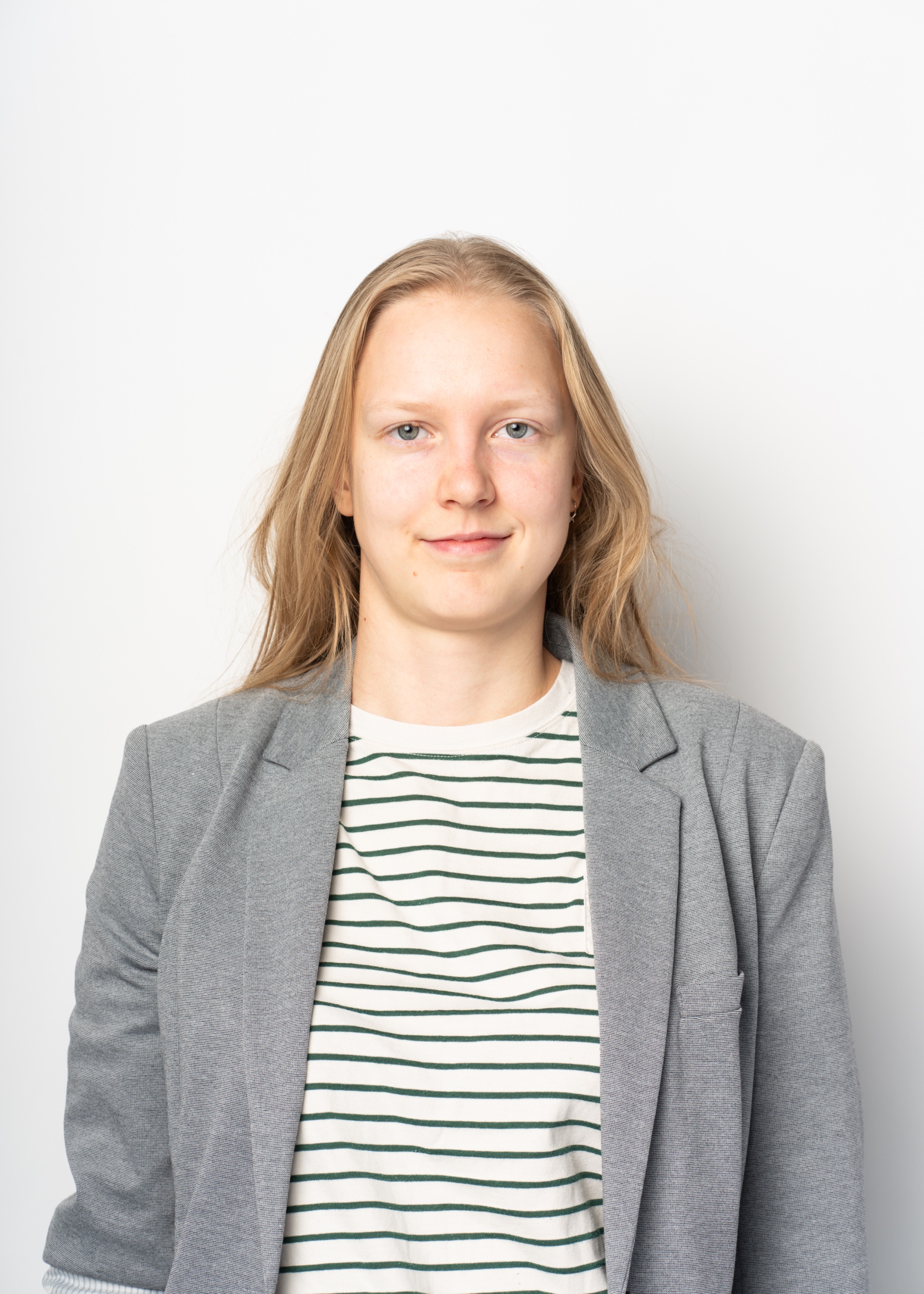 FTMC doktorantė Justina Žemgulytė, tyrinėjanti radijo bangų energijos surinkimą
