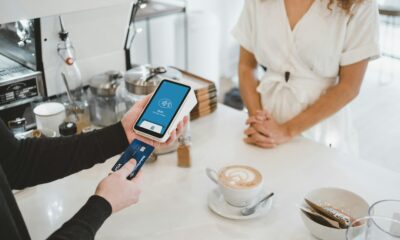 Finansinių technologijų paslaugos ir atsiskaitymai telefonu