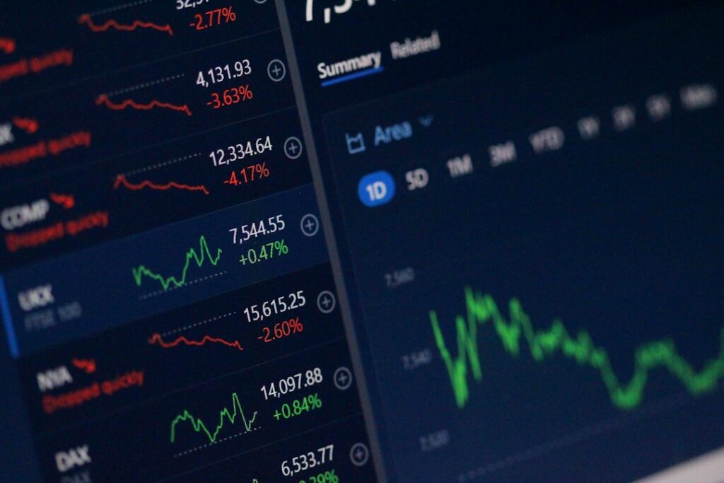 Investuotojai pradeda klausti, kada atsipirks šimtai milijardų DI investicijų