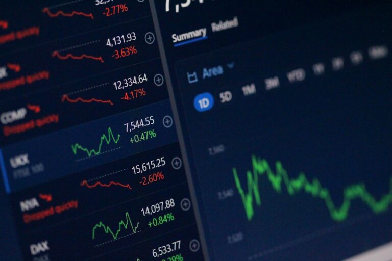 Investuotojai pradeda klausti, kada atsipirks šimtai milijardų DI investicijų