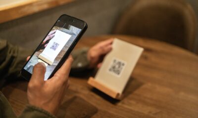 Telefonu nuskaitomas QR kodas – sukčiavimo rizika